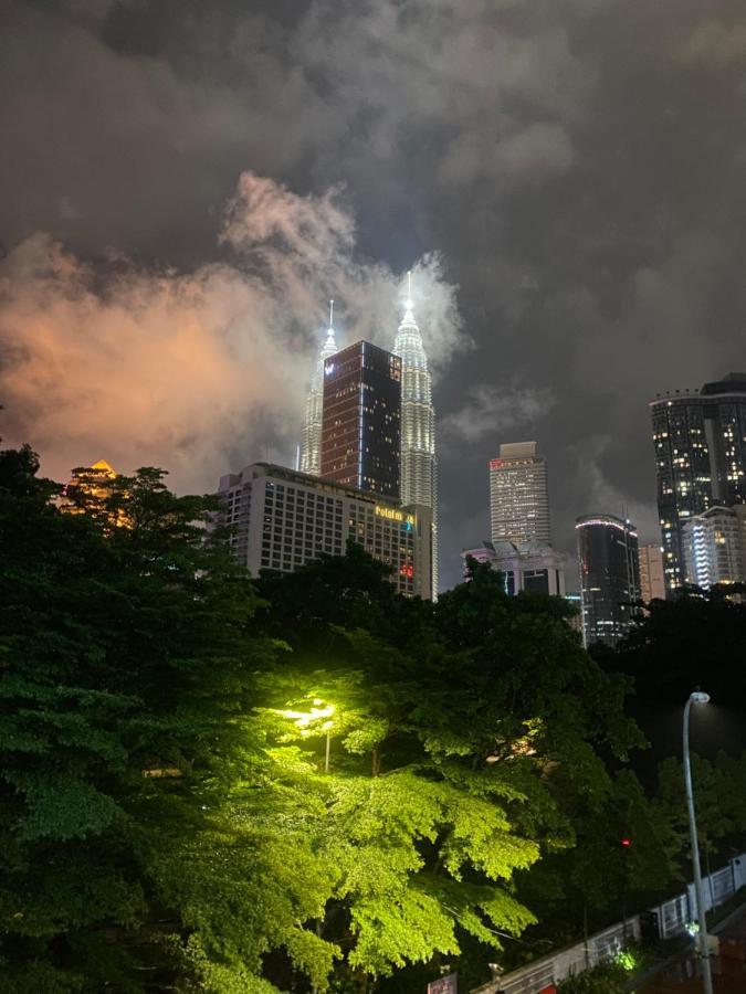Mercu Summer Suites Klcc By Minutepointhome Kuala Lumpur Luaran gambar