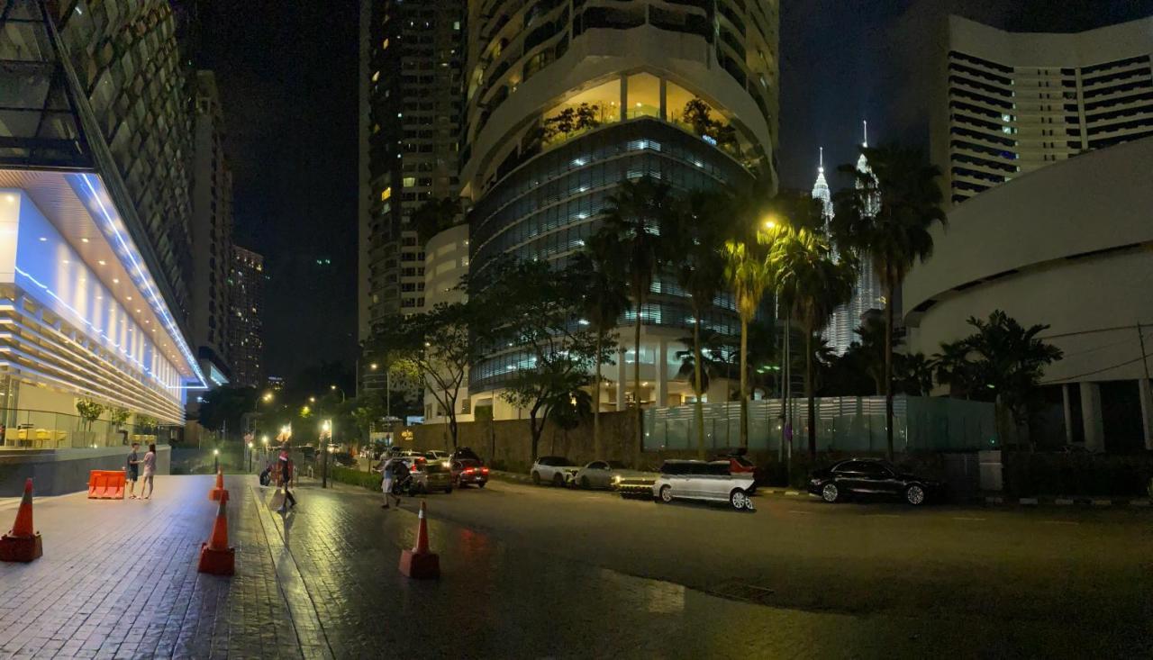 Mercu Summer Suites Klcc By Minutepointhome Kuala Lumpur Luaran gambar