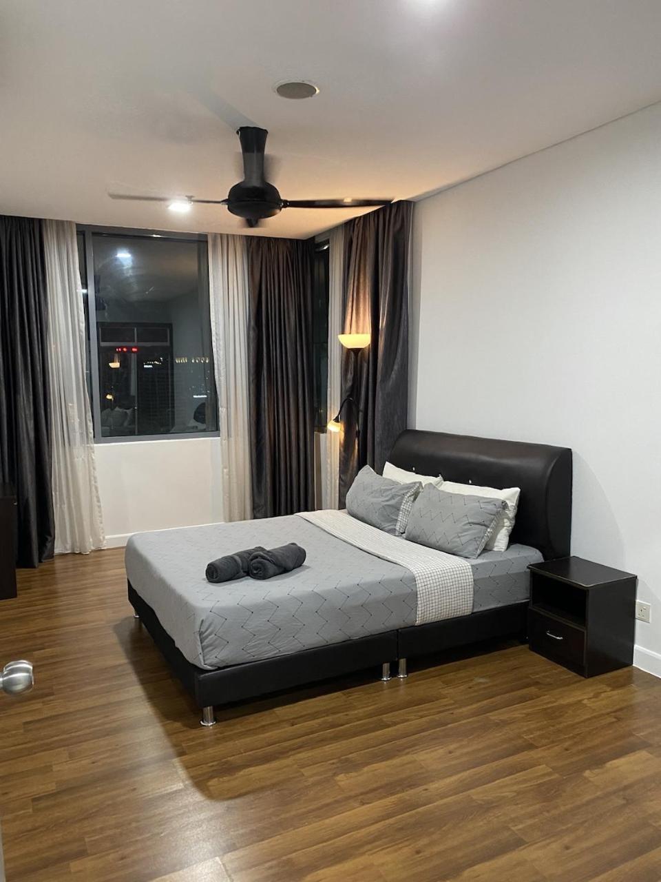 Mercu Summer Suites Klcc By Minutepointhome Kuala Lumpur Luaran gambar