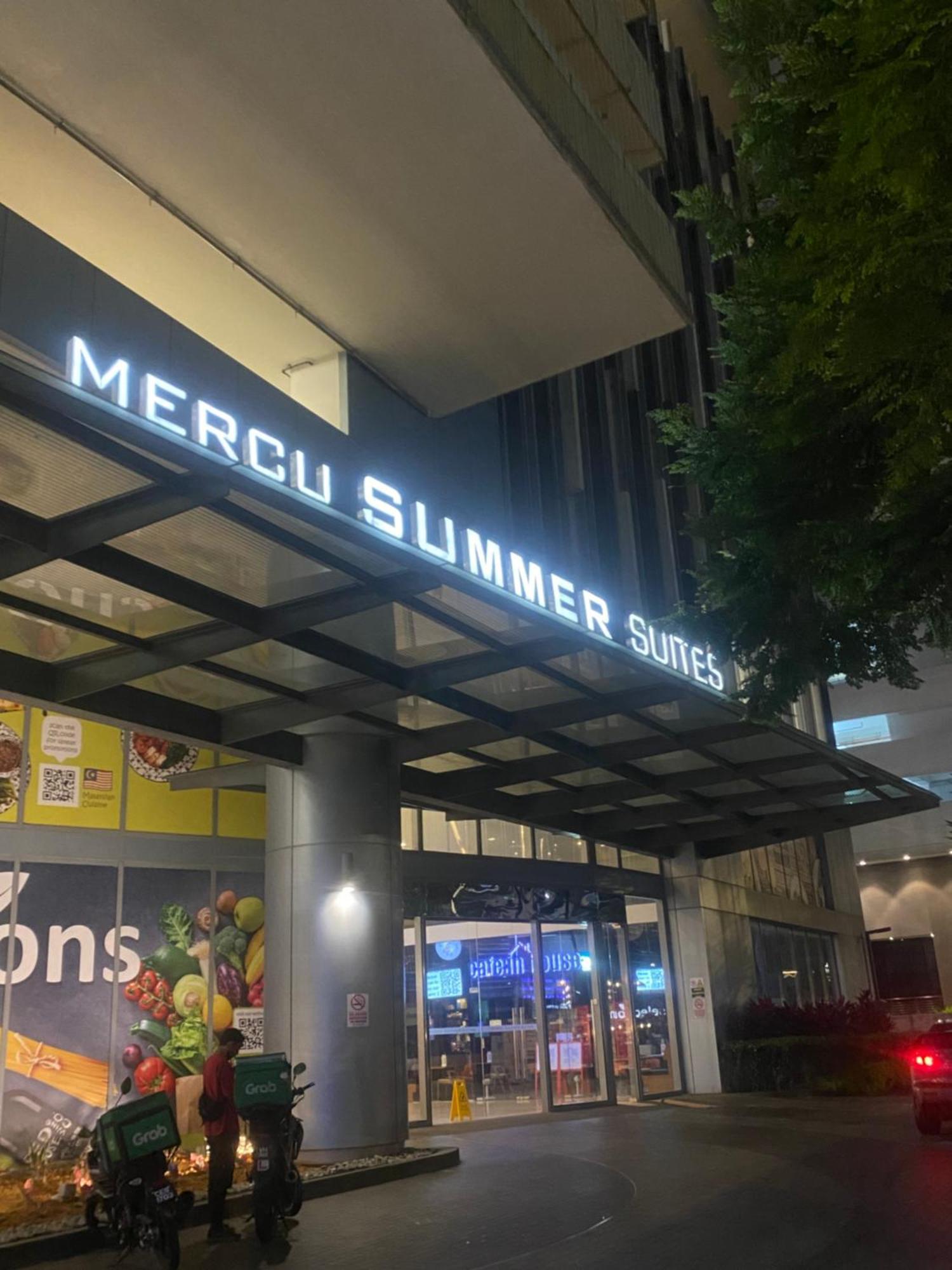 Mercu Summer Suites Klcc By Minutepointhome Kuala Lumpur Luaran gambar