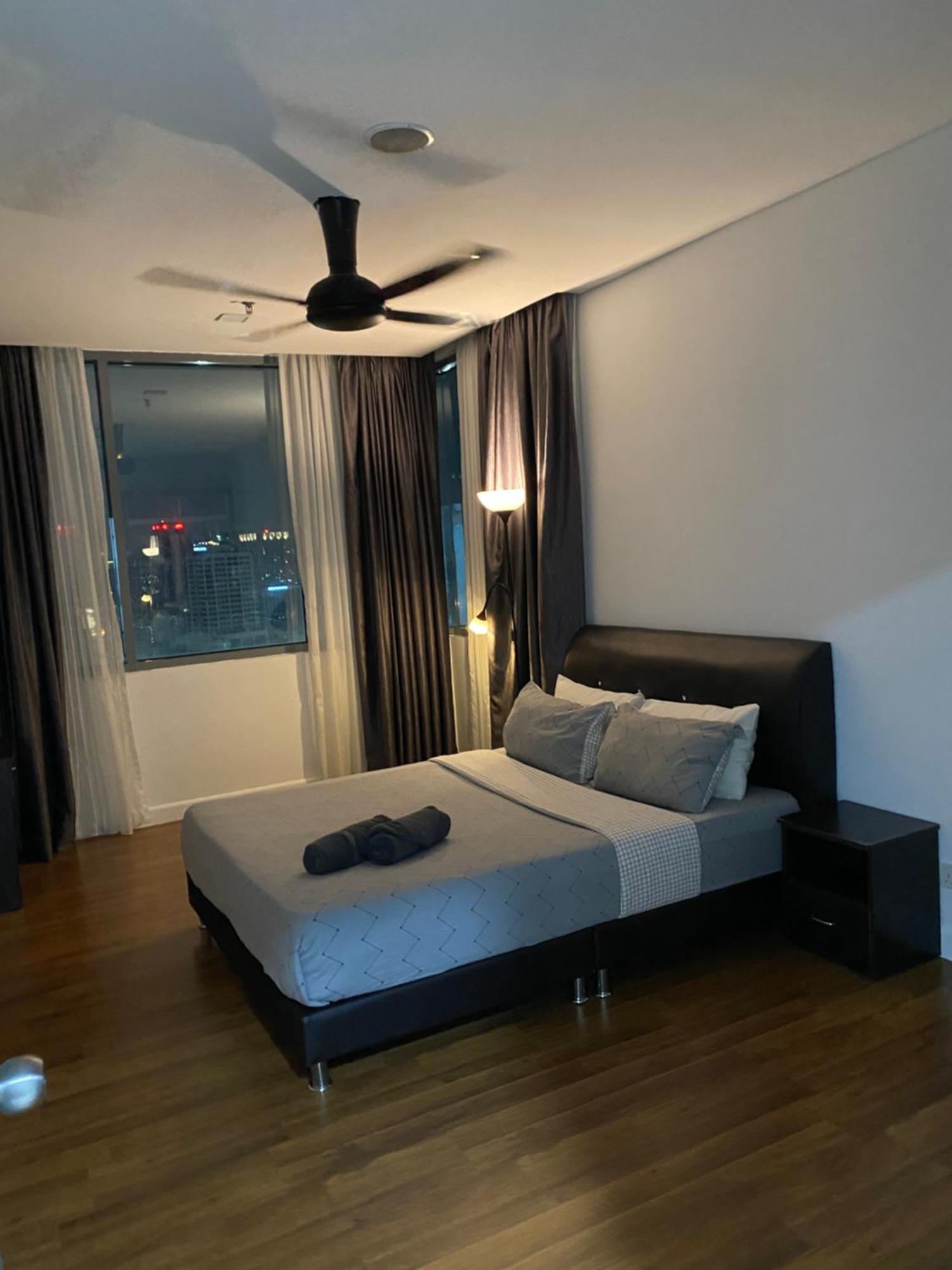 Mercu Summer Suites Klcc By Minutepointhome Kuala Lumpur Luaran gambar
